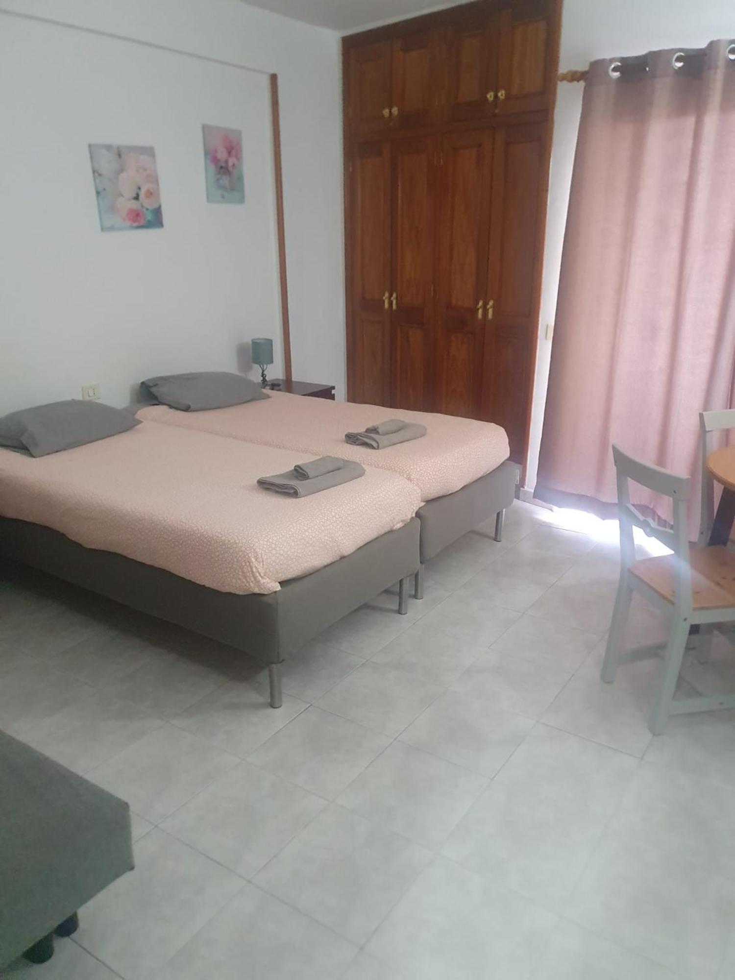 Edificio Gavota Apartment Los Cristianos  Ngoại thất bức ảnh